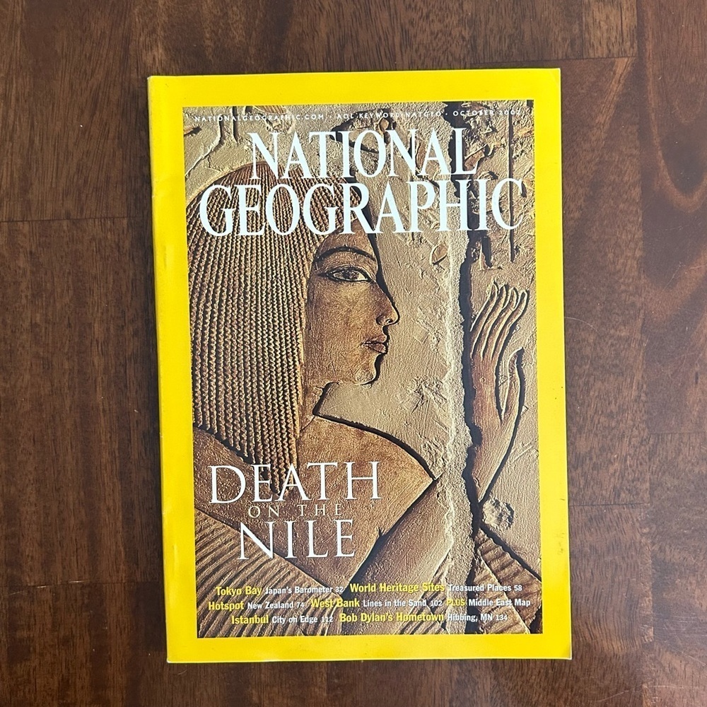 Vintage National Geographic: Death on the Nile October 2002 Photo Magazine